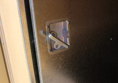 Feature Gallery BeigeMods image of locker handle